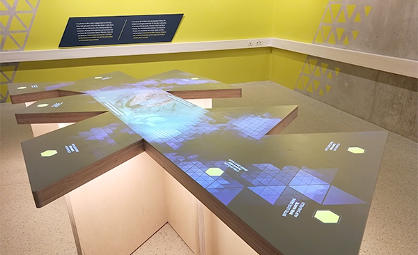 Custom software for interactive exhibit with projection in exhibition um:welt in Regensburg